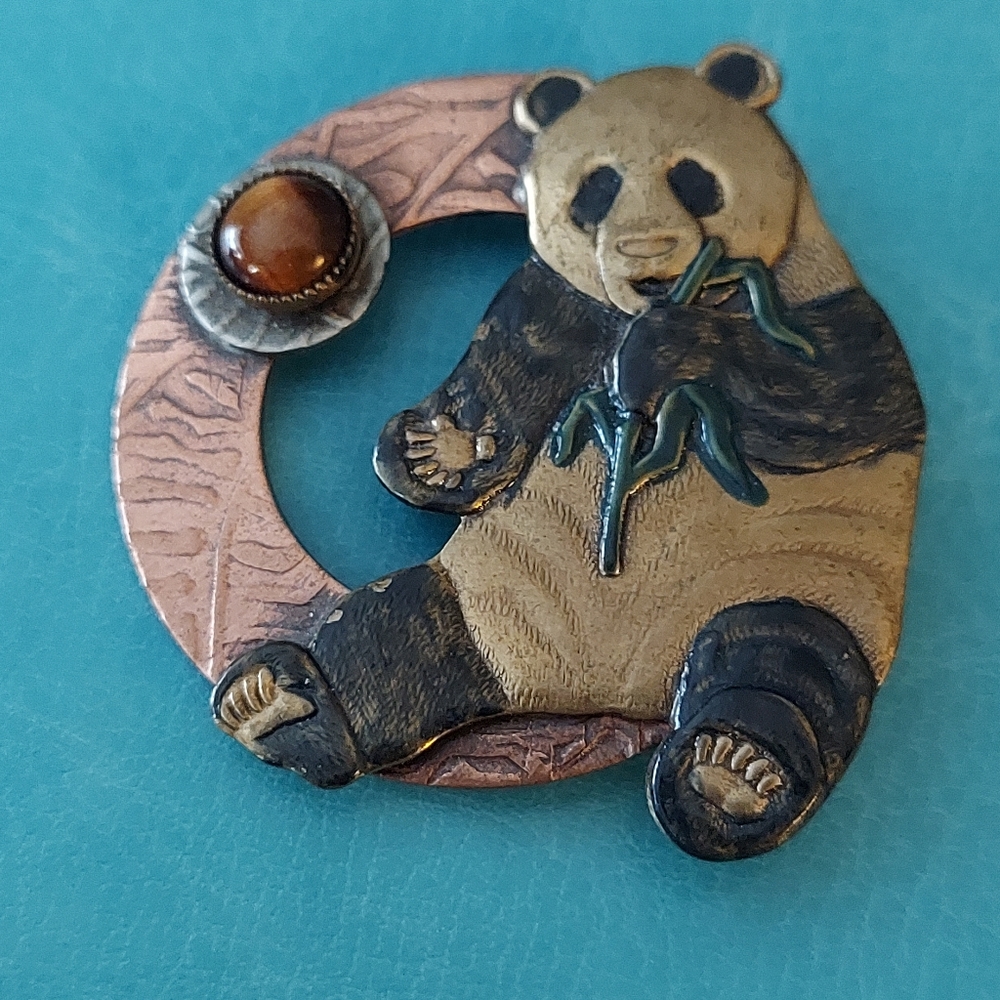 Dancing Bear Panda Brooch - Picture 5 of 5